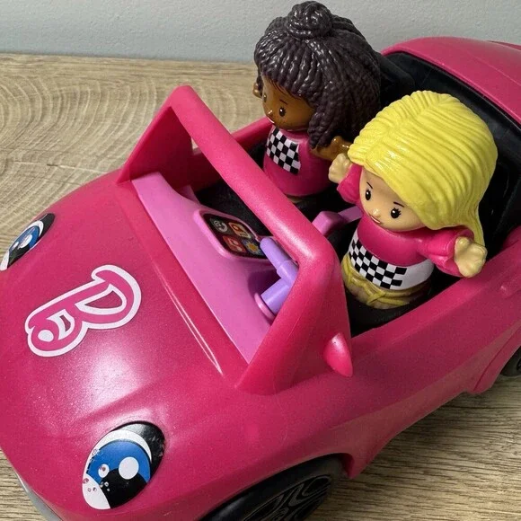 Fisher-Price Little People Barbie 2 Girls & Convertible Pink Car New - Picture 2 of 8